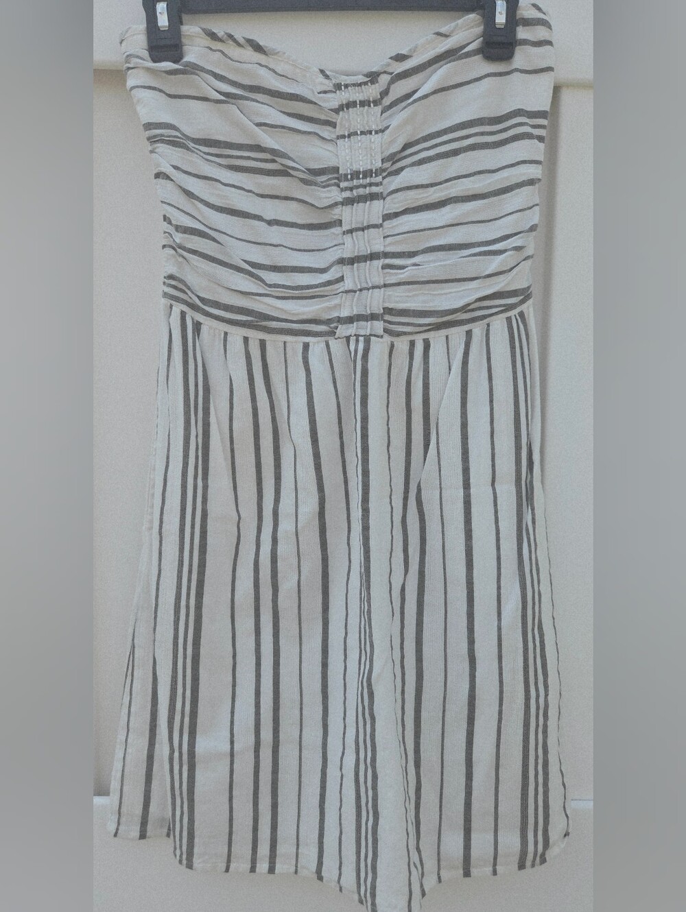 GAP Strapless White Dress with Gray Stripes 100% Cotton Size medium